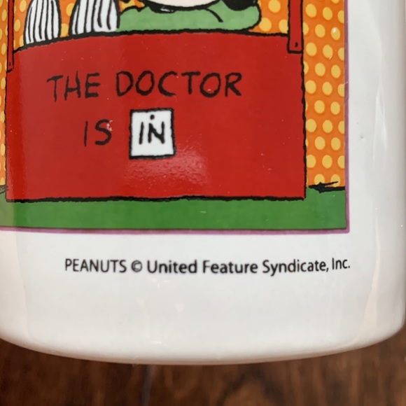 EUC PEANUTS Mug - Picture 2 of 12